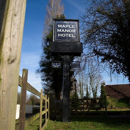 The Maple Manor Hotel Crawley  Bagian luar foto